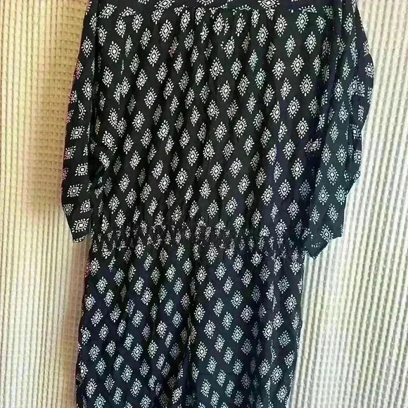 NWT Large Garnet Hill Romper - Picture 4 of 8